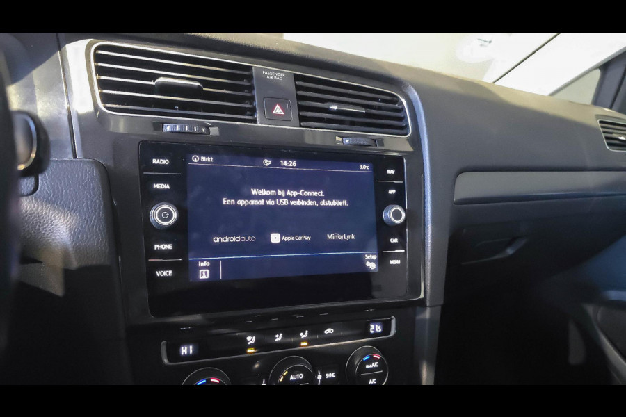 Volkswagen Golf 1.5 TSI Comfortline | Climate | Navigatie | Carplay