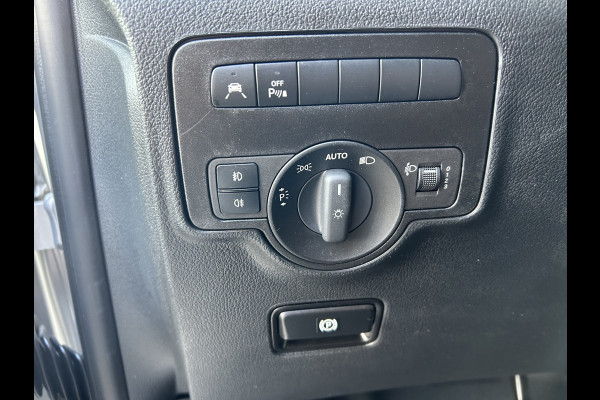 Mercedes-Benz Vito 116 CDI Lang Dubbele cabine / Distronic / Camera / Parkeersensoren / Navigatie / Airco