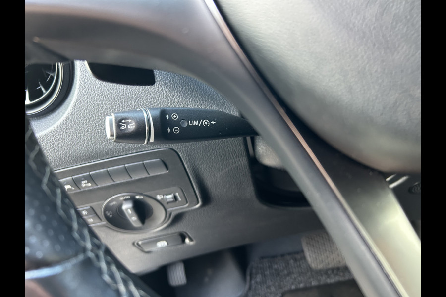 Mercedes-Benz Vito 116 CDI Lang Dubbele cabine / Distronic / Camera / Parkeersensoren / Navigatie / Airco