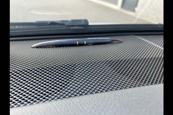 Mercedes-Benz Vito 116 CDI Lang Dubbele cabine / Distronic / Camera / Parkeersensoren / Navigatie / Airco