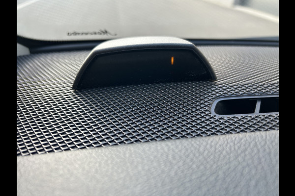 Mercedes-Benz Vito 116 CDI Lang Dubbele cabine / Distronic / Camera / Parkeersensoren / Navigatie / Airco