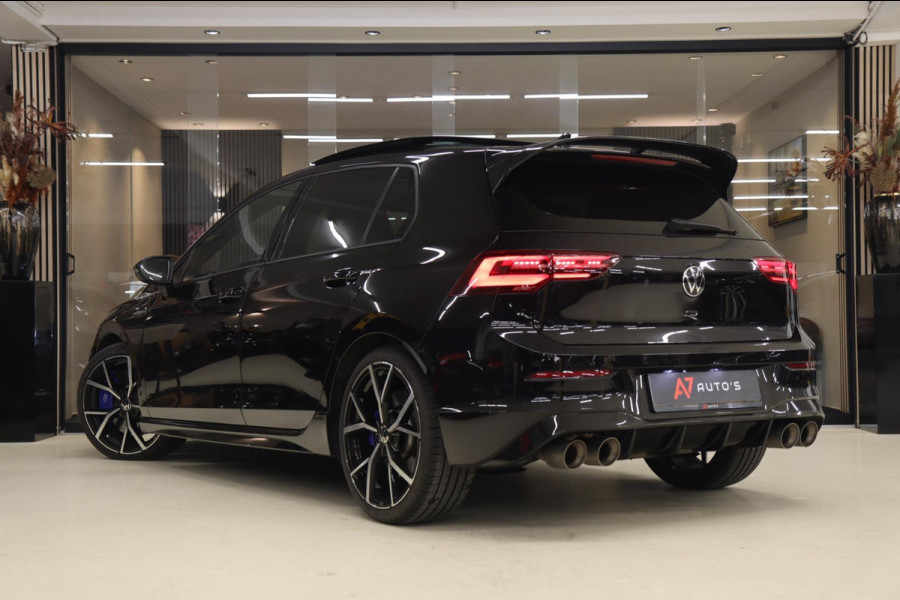 Volkswagen Golf 2.0 TSI R 4Motion AKRAP/PANO/HEADUP/IQ/H-K/BOMVOL