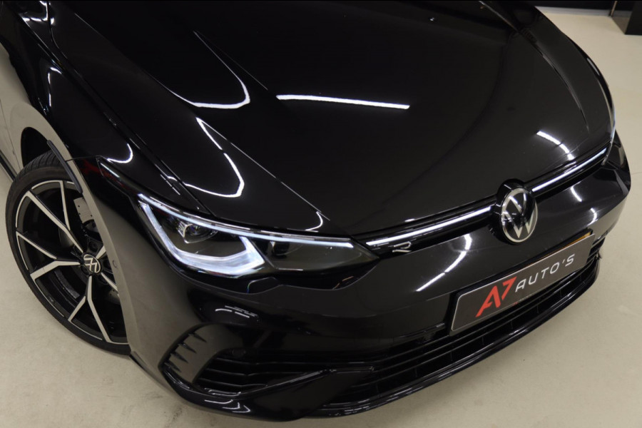 Volkswagen Golf 2.0 TSI R 4Motion AKRAP/PANO/HEADUP/IQ/H-K/BOMVOL