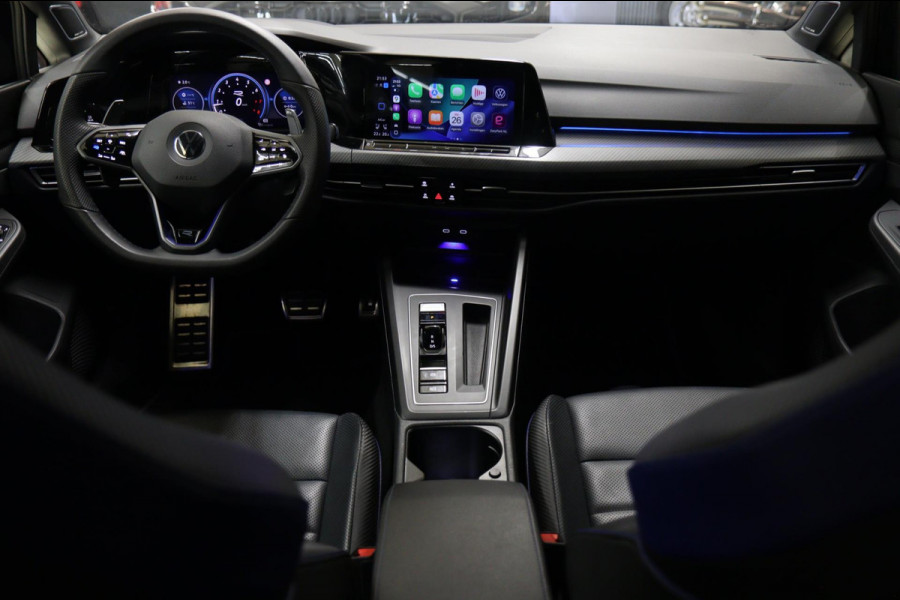 Volkswagen Golf 2.0 TSI R 4Motion AKRAP/PANO/HEADUP/IQ/H-K/BOMVOL