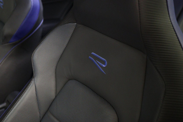 Volkswagen Golf 2.0 TSI R 4Motion AKRAP/PANO/HEADUP/IQ/H-K/BOMVOL