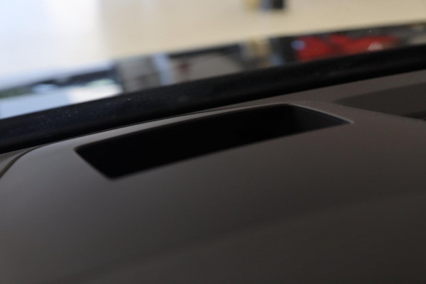 Volkswagen Golf 2.0 TSI R 4Motion AKRAP/PANO/HEADUP/IQ/H-K/BOMVOL