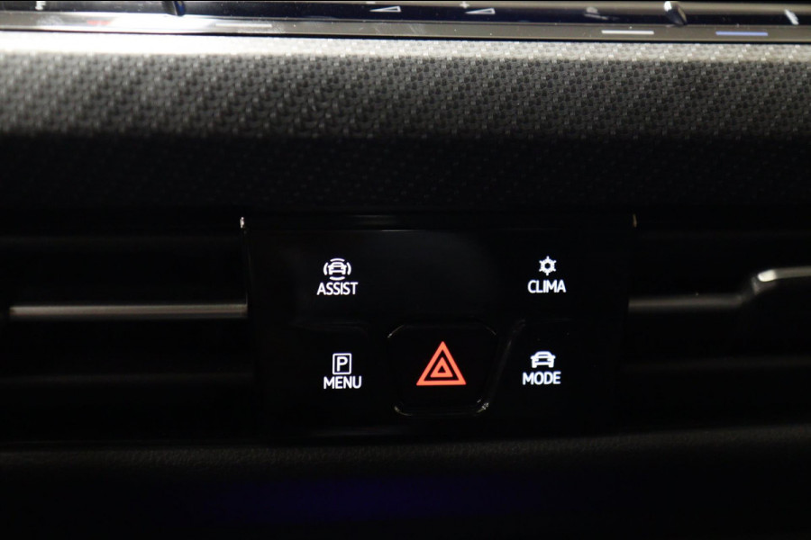 Volkswagen Golf 2.0 TSI R 4Motion AKRAP/PANO/HEADUP/IQ/H-K/BOMVOL