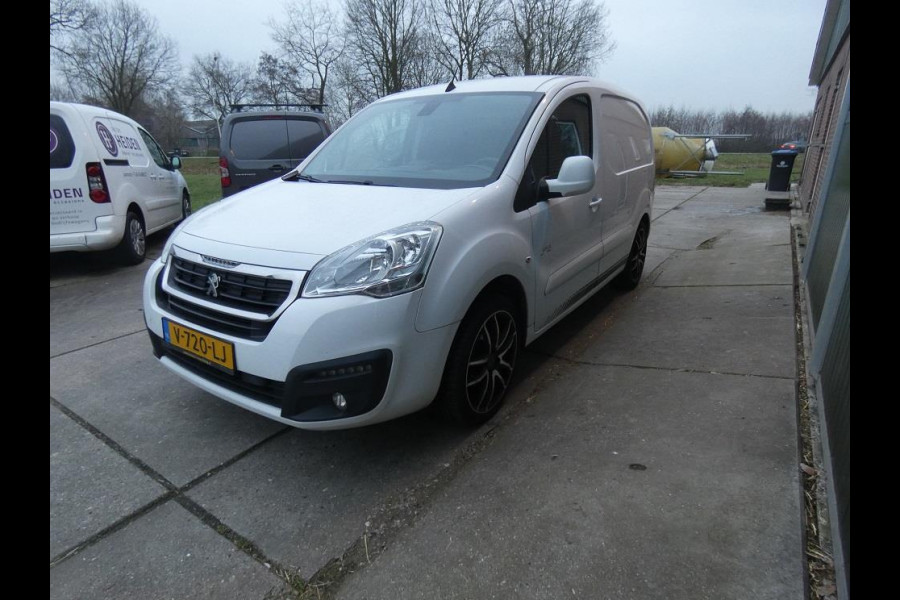 Peugeot Partner 120 1.6 BlueHDi 100pk L1 *3-zits*navi/cam