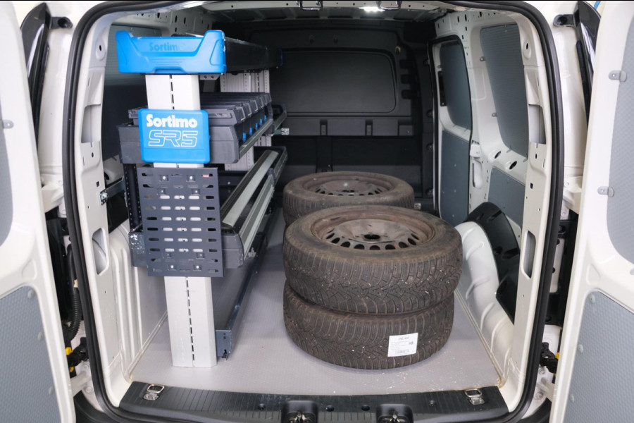 Volkswagen Caddy Cargo Maxi 2.0 TDI Comfort - Airco, Cruise, Standkachel, Navi, Trekhaak.