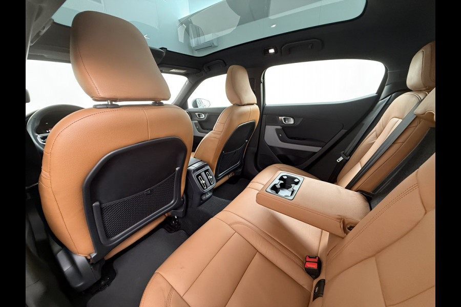 Polestar 2 Long Range 78kWh SOH 92% Leer Panoramadak Adap.Cruise Trekhaak Harman/Kardon®-Audio Memory Apple Carplay Android Auto Navi Ecc Stoel+Stuur+Achterbankverwarming Pdc Elek.Achterklep Lane Assist BLIS Road Sign Info 1e Eigenaar Origineel Nederlandse Auto