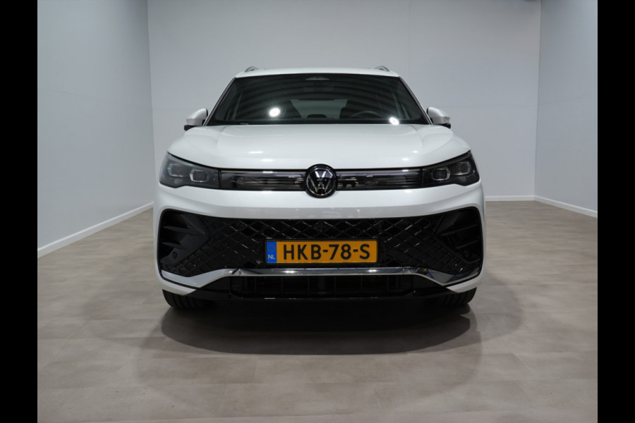 Volkswagen Tiguan 1.5 eHybrid 204pk R-Line Edition Panorama Navigatie Stoel/Stuurverwarming 360 Camera Carplay