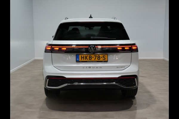 Volkswagen Tiguan 1.5 eHybrid 204pk R-Line Edition Panorama Navigatie Stoel/Stuurverwarming 360 Camera Carplay