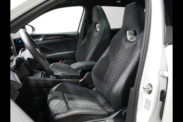 Volkswagen Tiguan 1.5 eHybrid 204pk R-Line Edition Panorama Navigatie Stoel/Stuurverwarming 360 Camera Carplay