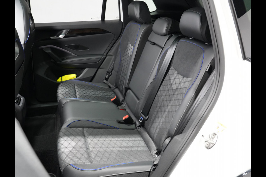 Volkswagen Tiguan 1.5 eHybrid 204pk R-Line Edition Panorama Navigatie Stoel/Stuurverwarming 360 Camera Carplay