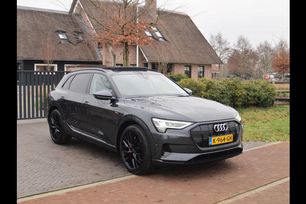 Audi e-tron 55 quattro Business edition Plus 95 kWh | SOH 95% | Panoramadak | B&O | Camera | Sfeerverlichting | Cruise Control |