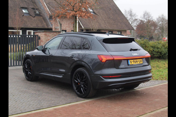 Audi e-tron 55 quattro Business edition Plus 95 kWh | SOH 95% | Panoramadak | B&O | Camera | Sfeerverlichting | Cruise Control |
