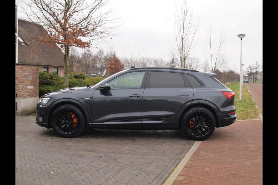 Audi e-tron 55 quattro Business edition Plus 95 kWh | SOH 95% | Panoramadak | B&O | Camera | Sfeerverlichting | Cruise Control |