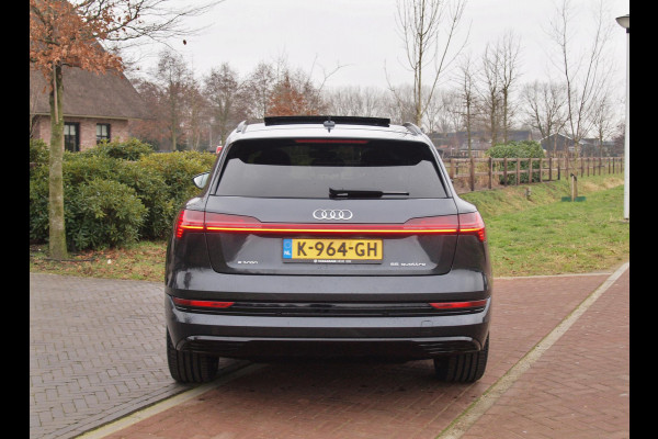 Audi e-tron 55 quattro Business edition Plus 95 kWh | SOH 95% | Panoramadak | B&O | Camera | Sfeerverlichting | Cruise Control |