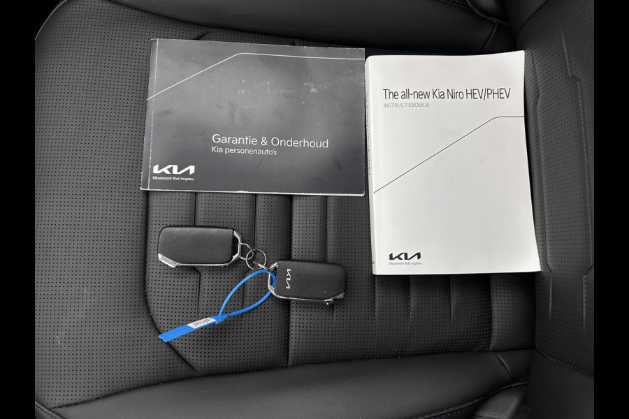 Kia Niro 1.6 GDi Hybrid DynamicPlusLine (INCL-BTW) Aut. *PANO | HEAD-UP | LEATHER | DIGI-COCKPIT | NAVI-FULLMAP | DAB | ADAPT.CRUISE | CAMERA | COMFORT-SEATS | KEYLESS | DIGI-COCKPIT | SHIFT-PADDLES | HEATED-SEATS | CARPLAY | LANE-