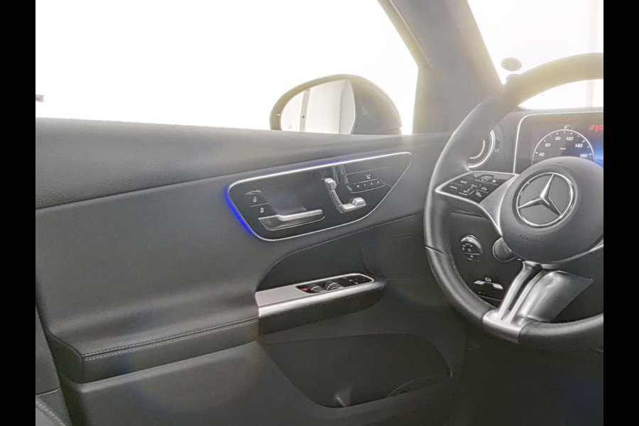 Mercedes-Benz GLC Coupé 300 e 4MATIC Plug-In Hybride Trekhaak | Alarm Klasse 3 | Rijassistentiepakket plus | Stuur en Stoelverwarming | Parkeerpakket met 360°-camera | Distronic.