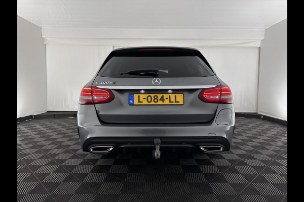 Mercedes-Benz C-Klasse Estate 300 e AMG Limited Business Solution ( Plug-in ) (INCL-BTW) Aut. *LEATHER-ALCANTARA | FULL-LED | NAVI-FULLMAP | TOPVIEW | BLINDSPOT | PREMIUM-AUDIO | DAB | CARPLAY | AMBIENTLIGHT | DIGI-COCKPIT | SPORTSEATS | TOWBAR | 18"ALU*