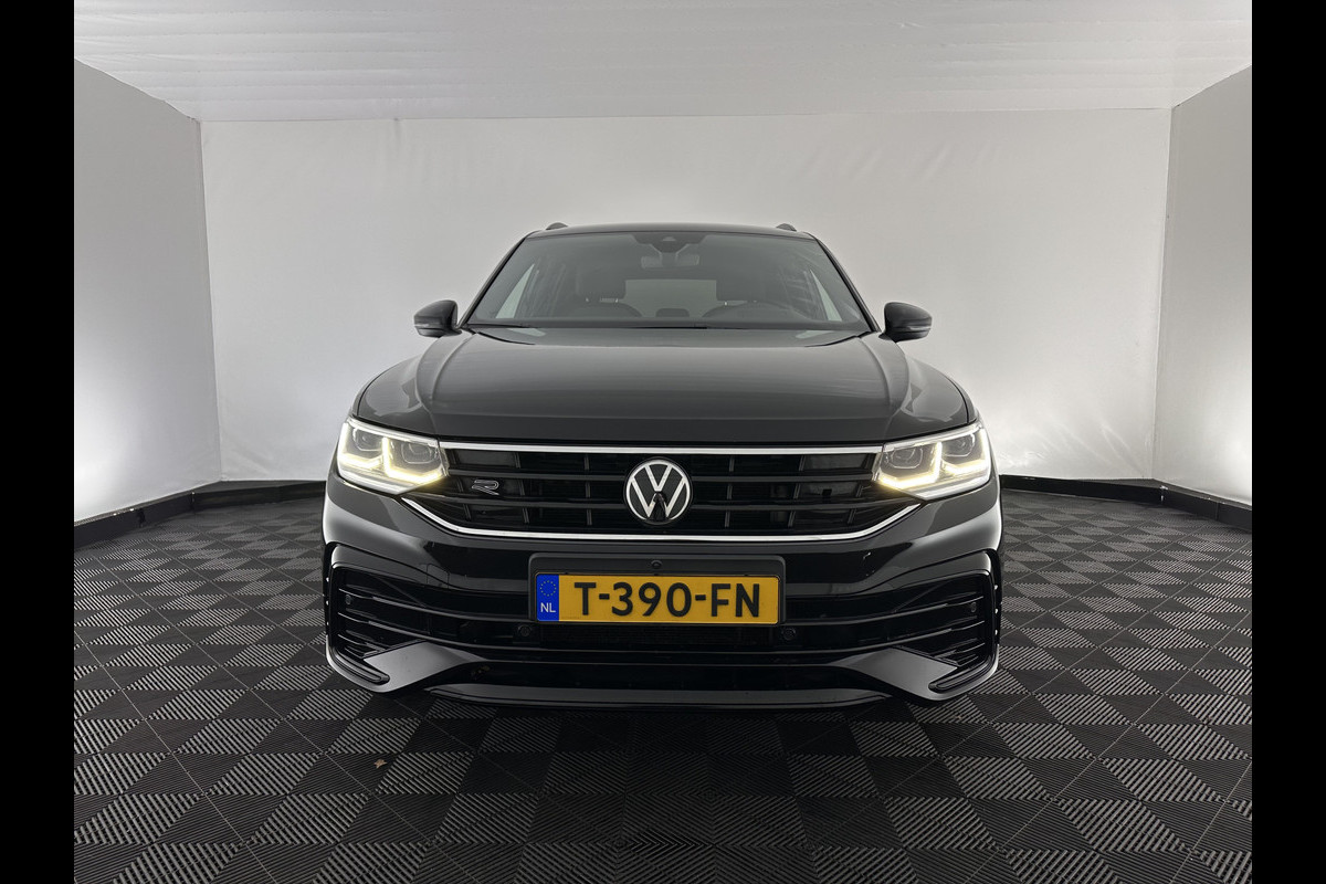 Volkswagen Tiguan 1.4 TSI eHybrid R-Line Business (INCL.BTW) *HEAD-UP | FULL-LED | ADAPTIVE-CRUISE | TOP-VIEW | KEYLESS | DIGI-COCKPIT | HEATED-COMFORTSEATS | NAV-FULLMAP | DAB+ | PRIVACY-GLASS | ECC | PDC | 20''ALU