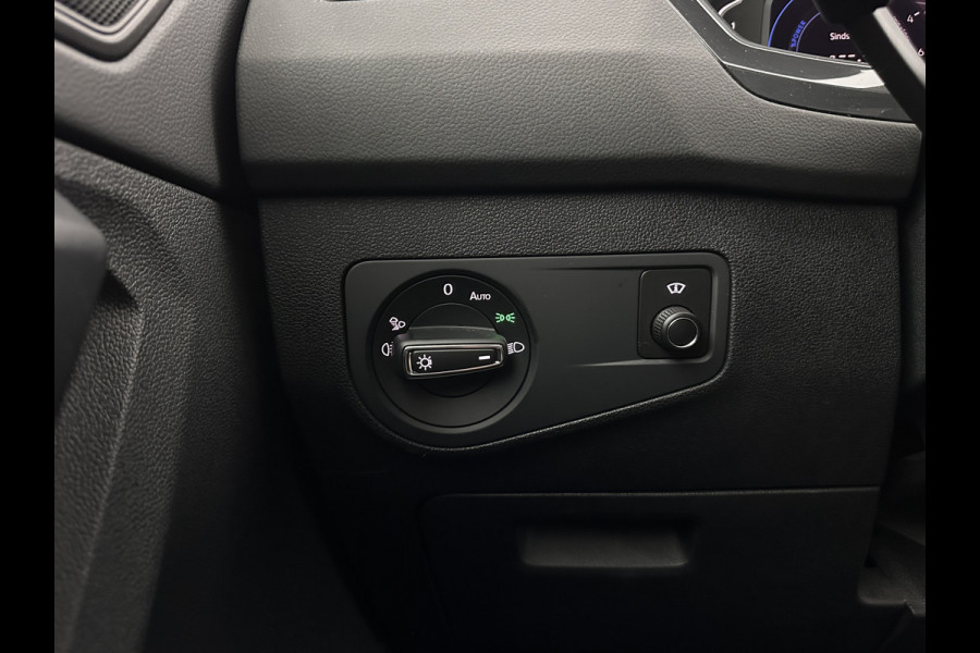 Volkswagen Tiguan 1.4 TSI eHybrid R-Line Business (INCL.BTW) *HEAD-UP | FULL-LED | ADAPTIVE-CRUISE | TOP-VIEW | KEYLESS | DIGI-COCKPIT | HEATED-COMFORTSEATS | NAV-FULLMAP | DAB+ | PRIVACY-GLASS | ECC | PDC | 20''ALU