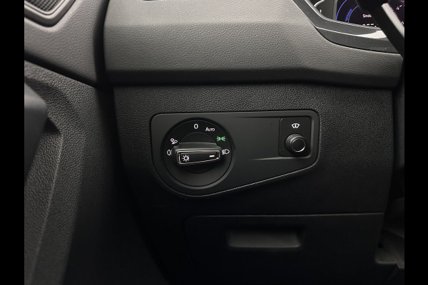 Volkswagen Tiguan 1.4 TSI eHybrid R-Line Business (INCL.BTW) *HEAD-UP | FULL-LED | ADAPTIVE-CRUISE | TOP-VIEW | KEYLESS | DIGI-COCKPIT | HEATED-COMFORTSEATS | NAV-FULLMAP | DAB+ | PRIVACY-GLASS | ECC | PDC | 20''ALU