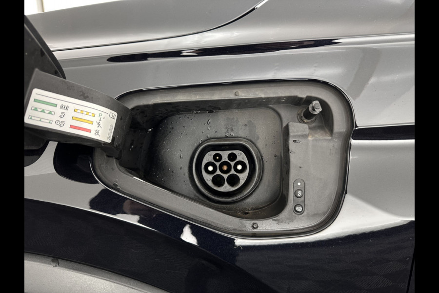 Volkswagen Tiguan 1.4 TSI eHybrid R-Line Business (INCL.BTW) *HEAD-UP | FULL-LED | ADAPTIVE-CRUISE | TOP-VIEW | KEYLESS | DIGI-COCKPIT | HEATED-COMFORTSEATS | NAV-FULLMAP | DAB+ | PRIVACY-GLASS | ECC | PDC | 20''ALU