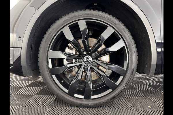 Volkswagen Tiguan 1.4 TSI eHybrid R-Line Business (INCL.BTW) *HEAD-UP | FULL-LED | ADAPTIVE-CRUISE | TOP-VIEW | KEYLESS | DIGI-COCKPIT | HEATED-COMFORTSEATS | NAV-FULLMAP | DAB+ | PRIVACY-GLASS | ECC | PDC | 20''ALU