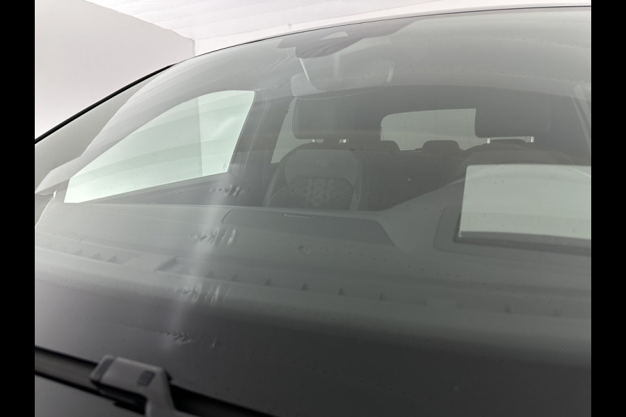 Volkswagen Tiguan 1.4 TSI eHybrid R-Line Business (INCL.BTW) *HEAD-UP | FULL-LED | ADAPTIVE-CRUISE | TOP-VIEW | KEYLESS | DIGI-COCKPIT | HEATED-COMFORTSEATS | NAV-FULLMAP | DAB+ | PRIVACY-GLASS | ECC | PDC | 20''ALU