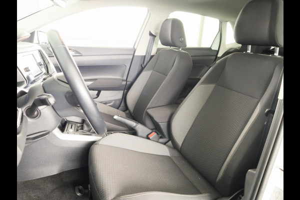 Volkswagen Polo 1.0 TSI Life 95 pk | Navigatie via App | Panoramadak | Parkeersensoren | Adaptieve cruise control | LED koplampen | Stoelverwarming |