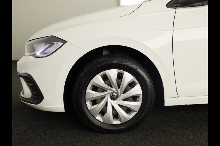 Volkswagen Polo 1.0 TSI Life 95 pk | Navigatie via App | Panoramadak | Parkeersensoren | Adaptieve cruise control | LED koplampen | Stoelverwarming |