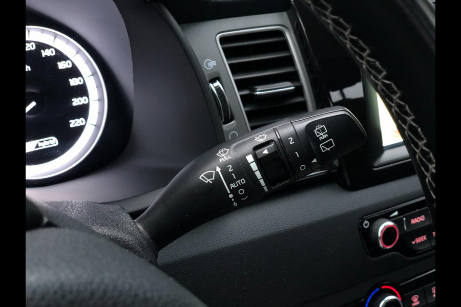 Kia Niro 1.6 GDi Hybrid DynamicLine | Navi, Camera, Cruise, Carplay/Android, Climate, Trekhaak | Dealeroh. | NAP |