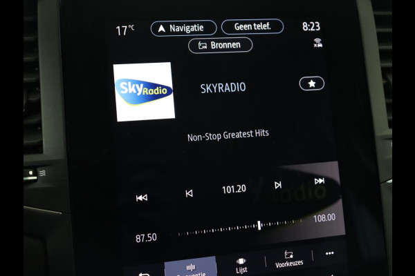 Renault Mégane 1.3 TCe Intens | Head-Up | Trekhaak | Camera | Carplay | Navigatie | Full LED | Keyless | Climate control | Cruise control | Bluetooth | Getint glas