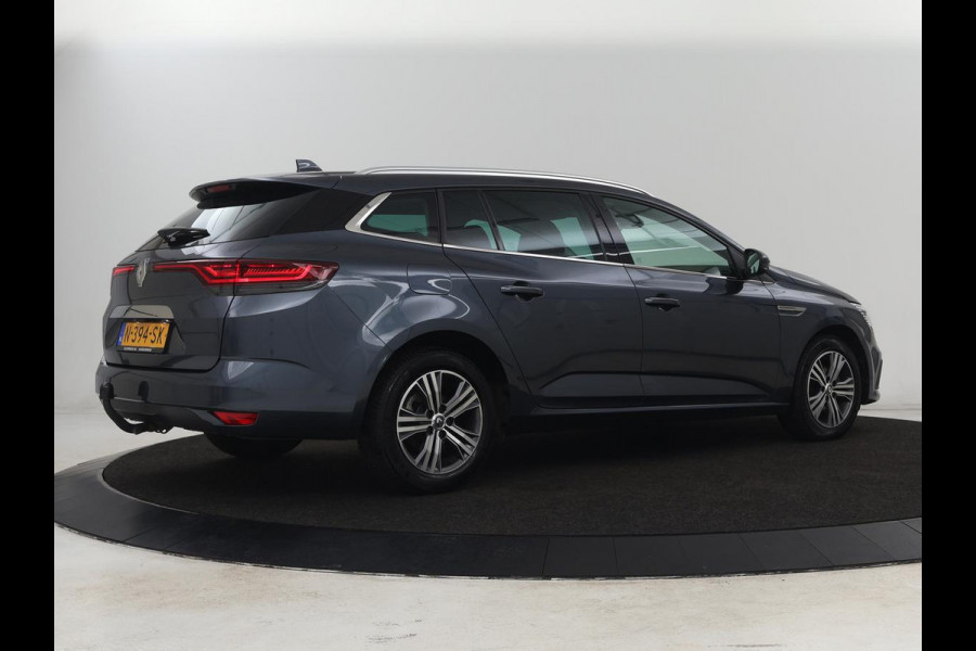 Renault Mégane 1.3 TCe Intens | Head-Up | Trekhaak | Camera | Carplay | Navigatie | Full LED | Keyless | Climate control | Cruise control | Bluetooth | Getint glas