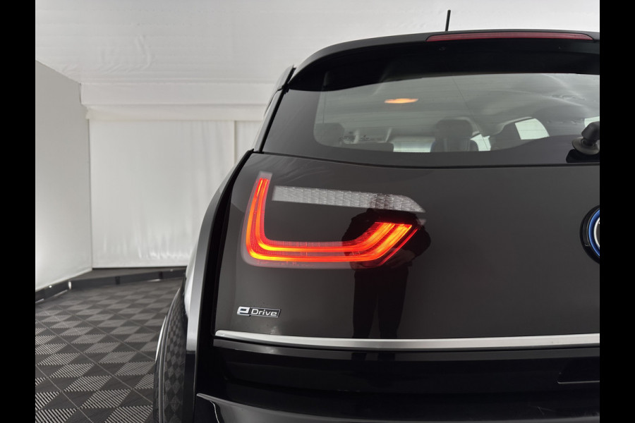 BMW i3 Basis 120Ah 42 kWh [ 3-Fase ] {SOH-100%} (INCL-BTW) *FULL-LED | NAVI-FULLMAP | COMFORT-SEATS | ECC | PDC | CRUISE | 20''ALU*