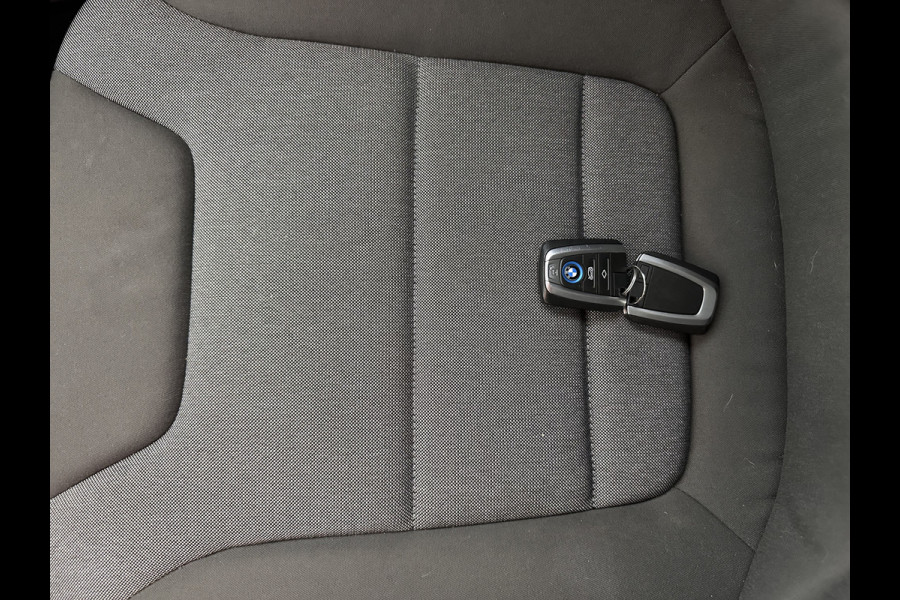 BMW i3 Basis 120Ah 42 kWh [ 3-Fase ] {SOH-100%} (INCL-BTW) *FULL-LED | NAVI-FULLMAP | COMFORT-SEATS | ECC | PDC | CRUISE | 20''ALU*