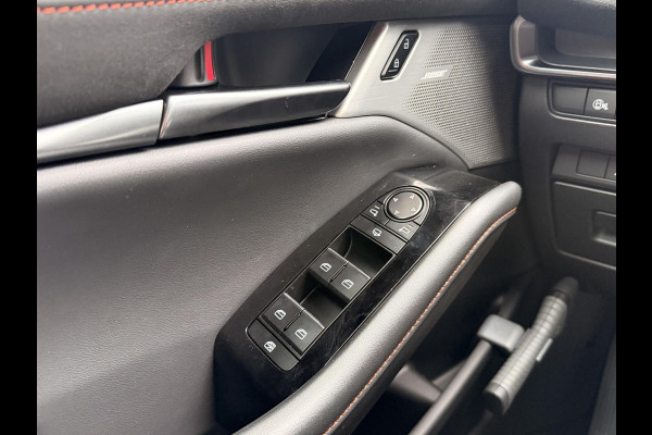 Mazda 3 2.5 e-SkyActiv-G M Hybrid 140 Nagisa | AUTOMAAT | ALL SEASON | CAMERA | PARKEER SENSOREN VOOR EN ACHTER |