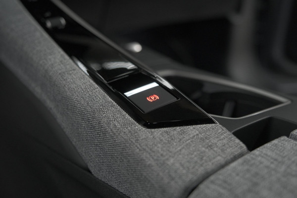 Peugeot 5008 HYbrid 145 e-DCS6 GT | Panoramadak | Camera | Elektrische Achterklep | Adaptieve Cruise Control