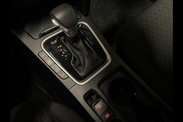 Kia Ceed Sportswagon 1.5 T-GDi DynamicLine|160PK|AUTOMAAT|TREKHAAK|ACC|CARPLAY+ANDROID|STOEL+STUURVERW|CAMERA|CLIMA+CRUISE|1e EIG|