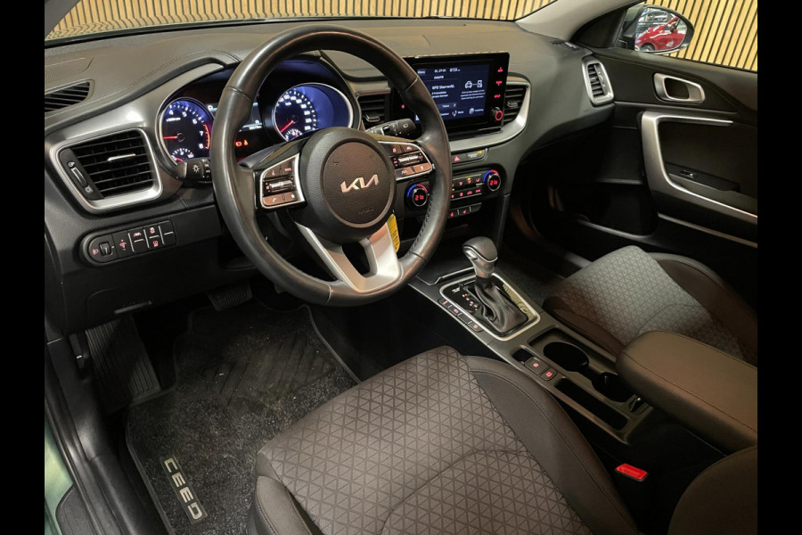 Kia Ceed Sportswagon 1.5 T-GDi DynamicLine|160PK|AUTOMAAT|TREKHAAK|ACC|CARPLAY+ANDROID|STOEL+STUURVERW|CAMERA|CLIMA+CRUISE|1e EIG|