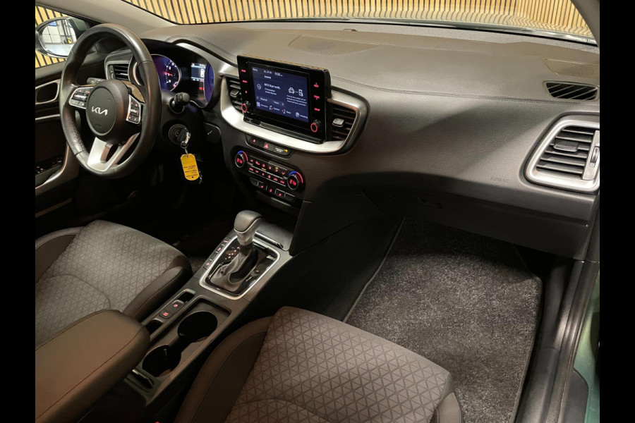 Kia Ceed Sportswagon 1.5 T-GDi DynamicLine|160PK|AUTOMAAT|TREKHAAK|ACC|CARPLAY+ANDROID|STOEL+STUURVERW|CAMERA|CLIMA+CRUISE|1e EIG|