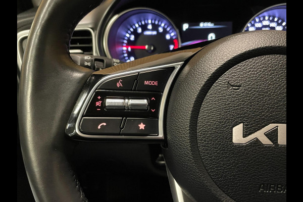 Kia Ceed Sportswagon 1.5 T-GDi DynamicLine|160PK|AUTOMAAT|TREKHAAK|ACC|CARPLAY+ANDROID|STOEL+STUURVERW|CAMERA|CLIMA+CRUISE|1e EIG|