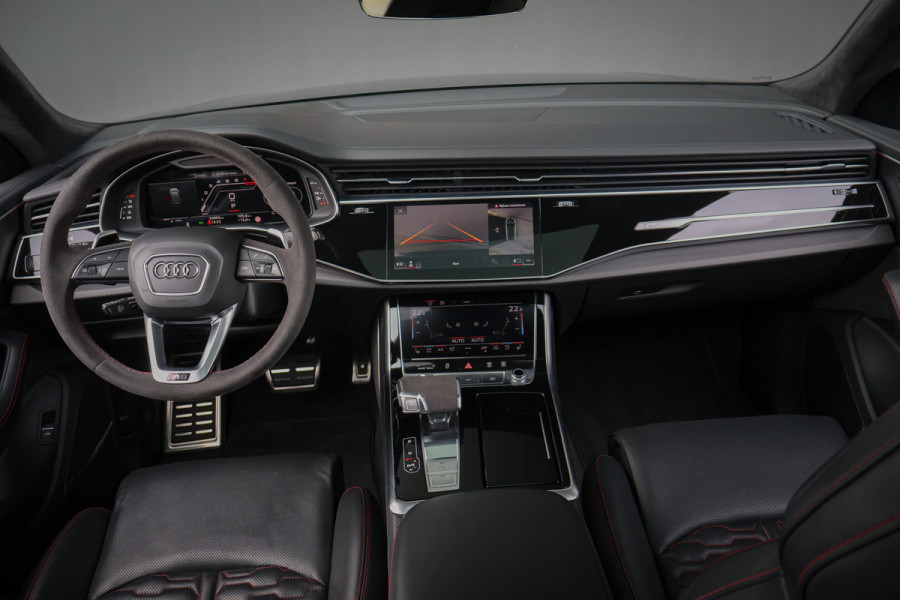Audi RSQ8 RS Q8 quattro | RS DYNAMIC PACK 305KM/H | KERAMISCH | B&O 3D | 4W-BESTURING | PANORAMADAK | STOELKOELING/VERWARMING/MASSAGE | 23 RSQ8