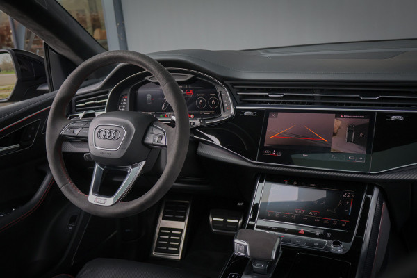 Audi RSQ8 RS Q8 quattro | RS DYNAMIC PACK 305KM/H | KERAMISCH | B&O 3D | 4W-BESTURING | PANORAMADAK | STOELKOELING/VERWARMING/MASSAGE | 23 RSQ8