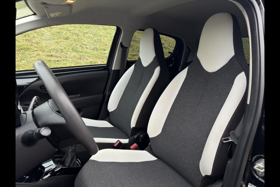 Citroën C1 1.0 VTi Urban Ride Apple Carplay | Achteruitrijcamera | Climatecontrol | BTW Auto