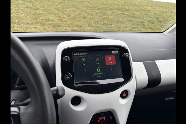 Citroën C1 1.0 VTi Urban Ride Apple Carplay | Achteruitrijcamera | Climatecontrol | BTW Auto