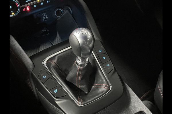 Ford Kuga 1.5 EcoBoost ST-Line X *1800 kg trekgewicht | Trekhaak | Adapt. cruise | B&O | Stoel-/Stuurwielverwarming | Carplay