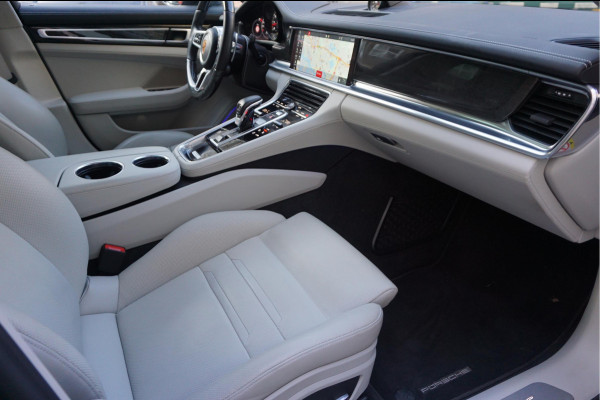 Porsche Panamera 4.0 GTS V8 BiTurbo | Sport Chrono | Luchtvering | Panoramadak | Adaptive + Lane | 4x Memory Verwarming Koeling | Soft close | Sfeerverlichting | Nieuwprijs ca € 226.000,-